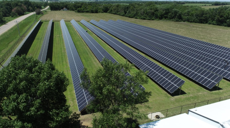 Reicks View Renewables Reduces 333 Tons of CO2 Emissions